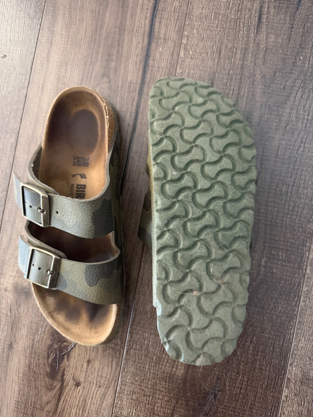 Birkenstock Arizona Two-Strap Sandals in Green Camo - Picture 3 of 4